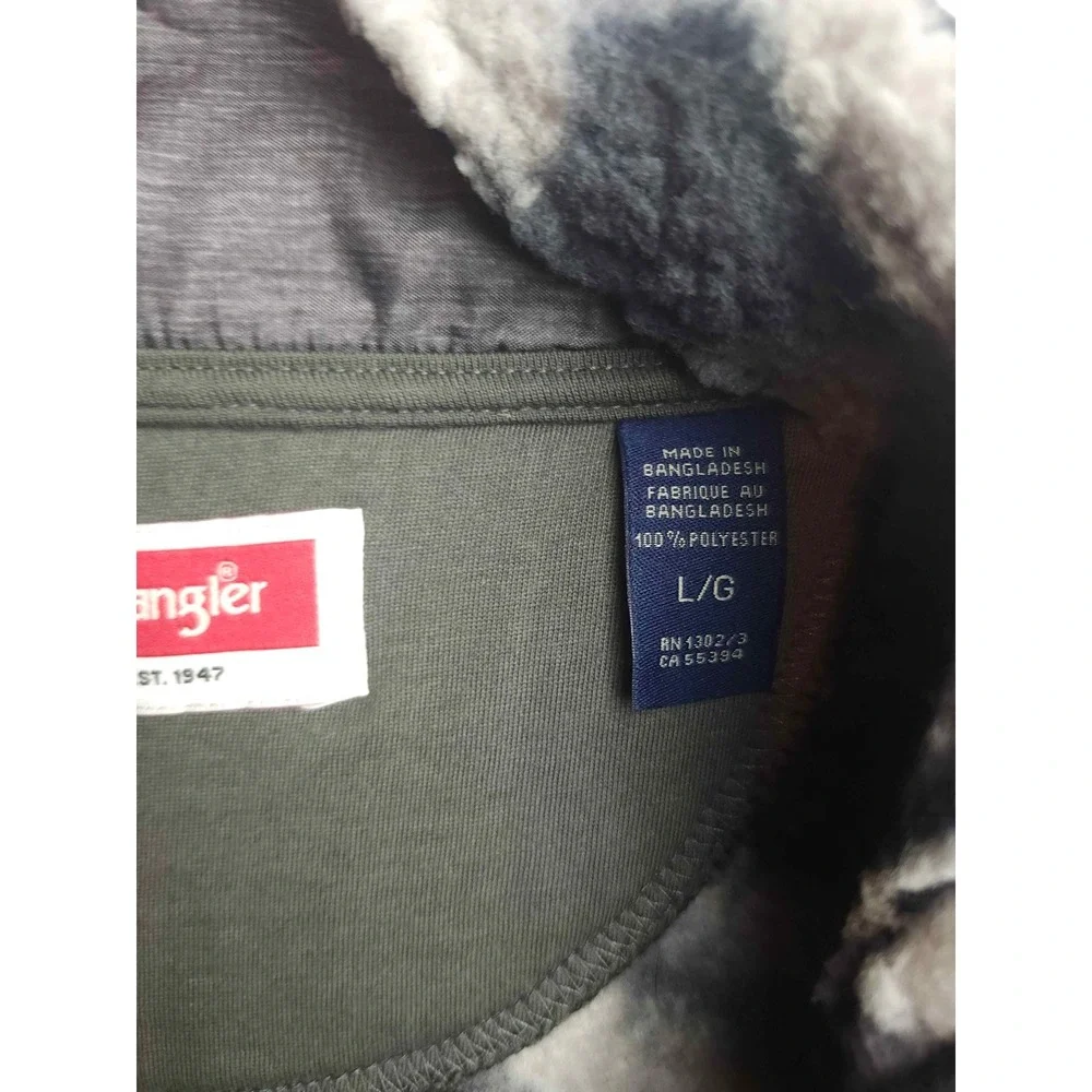Wrangler Mens Grey Black Camo Sherpa Fleece Quarter Zip Pullover Large